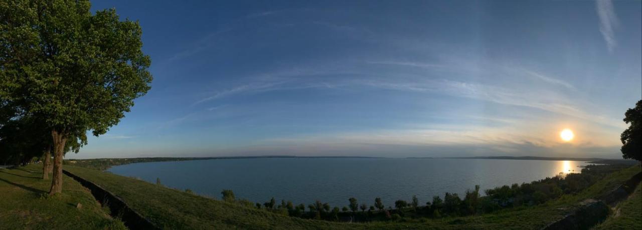 Villa 100 éves ház Balatonakarattya Esterno foto